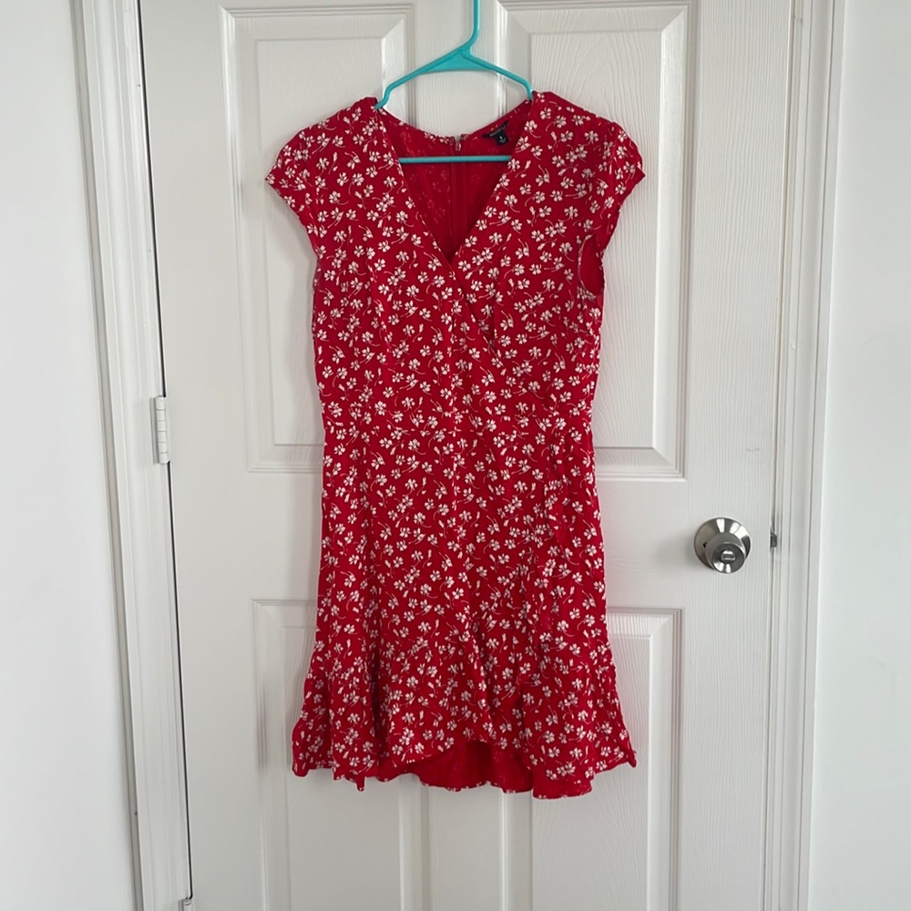 J Crew Factory Red Flower Wrap Dress Size 6